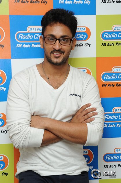 Dhanalakshmi-Thalupu-Thadithe-Movie-Team-at-Radio-City